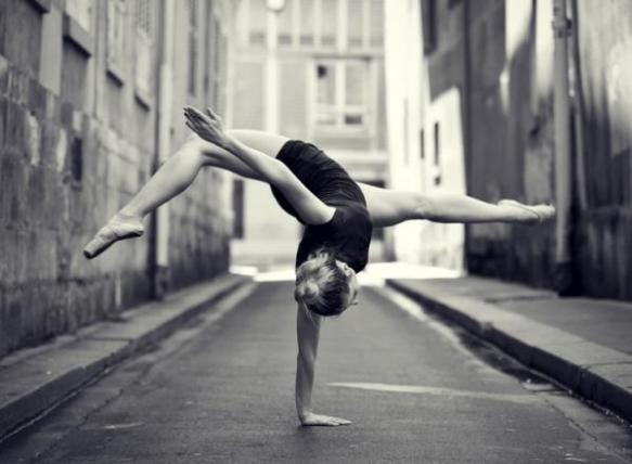 http://www.google.com.au/imgres?um=1&hl=en&biw=1280&bih=935&tbm=isch&tbnid=3Dsg0EfvAQS7AM:&imgrefurl=http://www.flavorwire.com/318280/incredible-photos-of-ballet-dancers-poised-on-city-streets&docid=dbzMDa_m7HD7JM&imgurl=http://assets.flavorwire.com/wp-content/uploads/2012/08/ballet1.jpg&w=600&h=440&ei=KXIsUNeSD8iZiQff2oGADg&zoom=1&iact=hc&vpx=986&vpy=382&dur=426&hovh=171&hovw=230&tx=176&ty=112&sig=103373919557570415080&page=1&tbnh=152&tbnw=201&start=0&ndsp=25&ved=1t:429,r:11,s:0,i:170